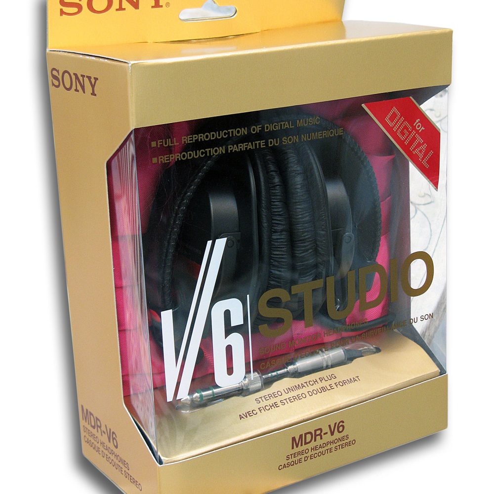 Sony_MDR-V6_Headphones_boxed